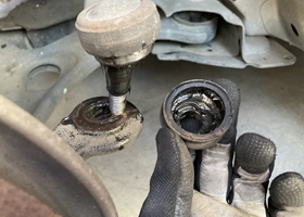 Tie rod end cover replacement 03