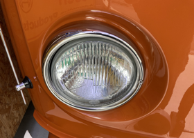 VW タイプ２ レイトバス ウエストファリア キャンパー : ヘッドライトクリーニング 04