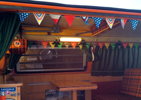 VW TYPE2 LATE BAY BUS WESTFALIA CAMPER : Update the room from fluorescent lamp to LED 07