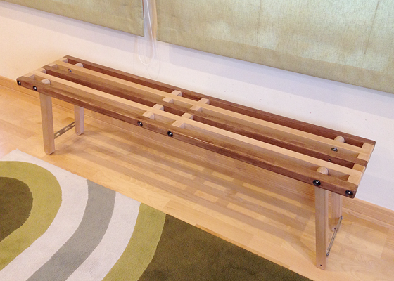 Folding bench for CAMP