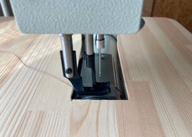 I added wood table to Industrial comprehensive feed arm sewing machine / 総合送りミシン 'TK-8B' 工業用総合送り腕ミシンにウッドテーブルを取り付けて平ミシン化 process 15